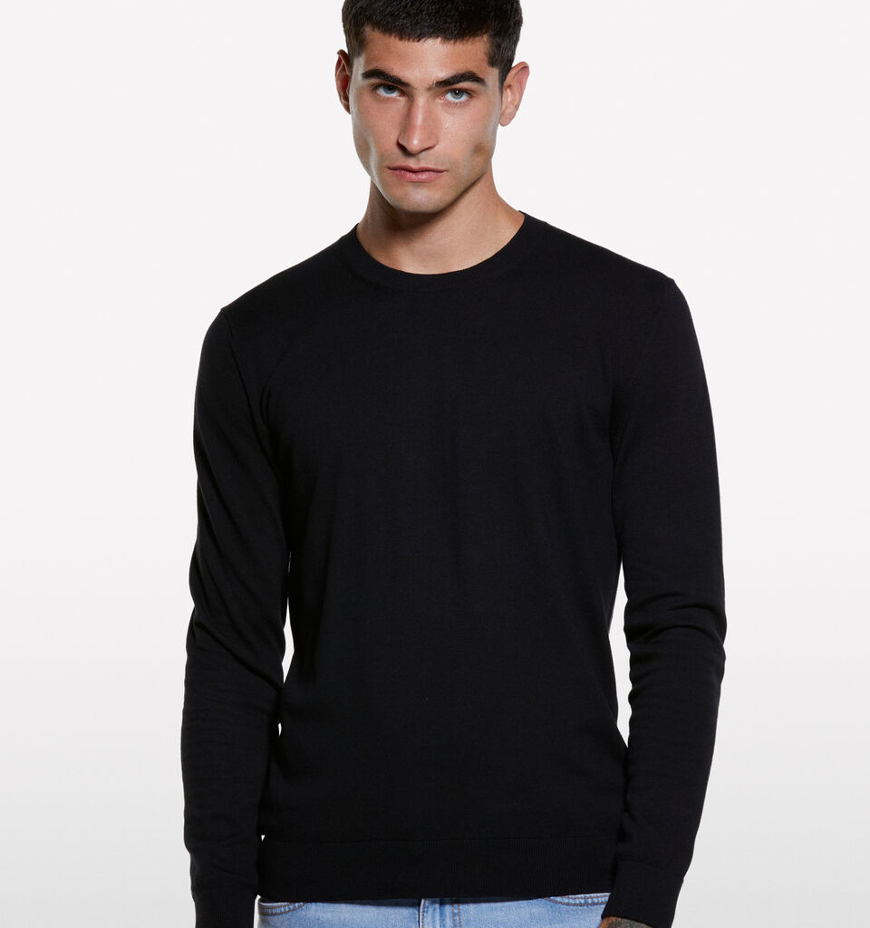 Black crew neck sweater - men's crew neck sweaters - Black | Sisley image number 3